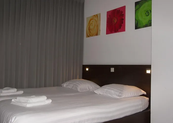 De Markt فالْكينسْفارد