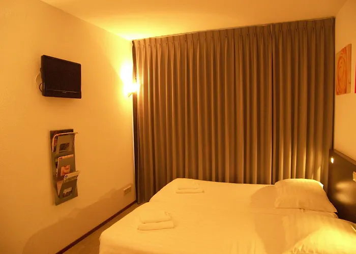 فندق De Markt 3*